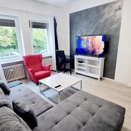 Cozy And Modern 1 Bedroom 3 Room Apartment Висбаден Екстериор снимка