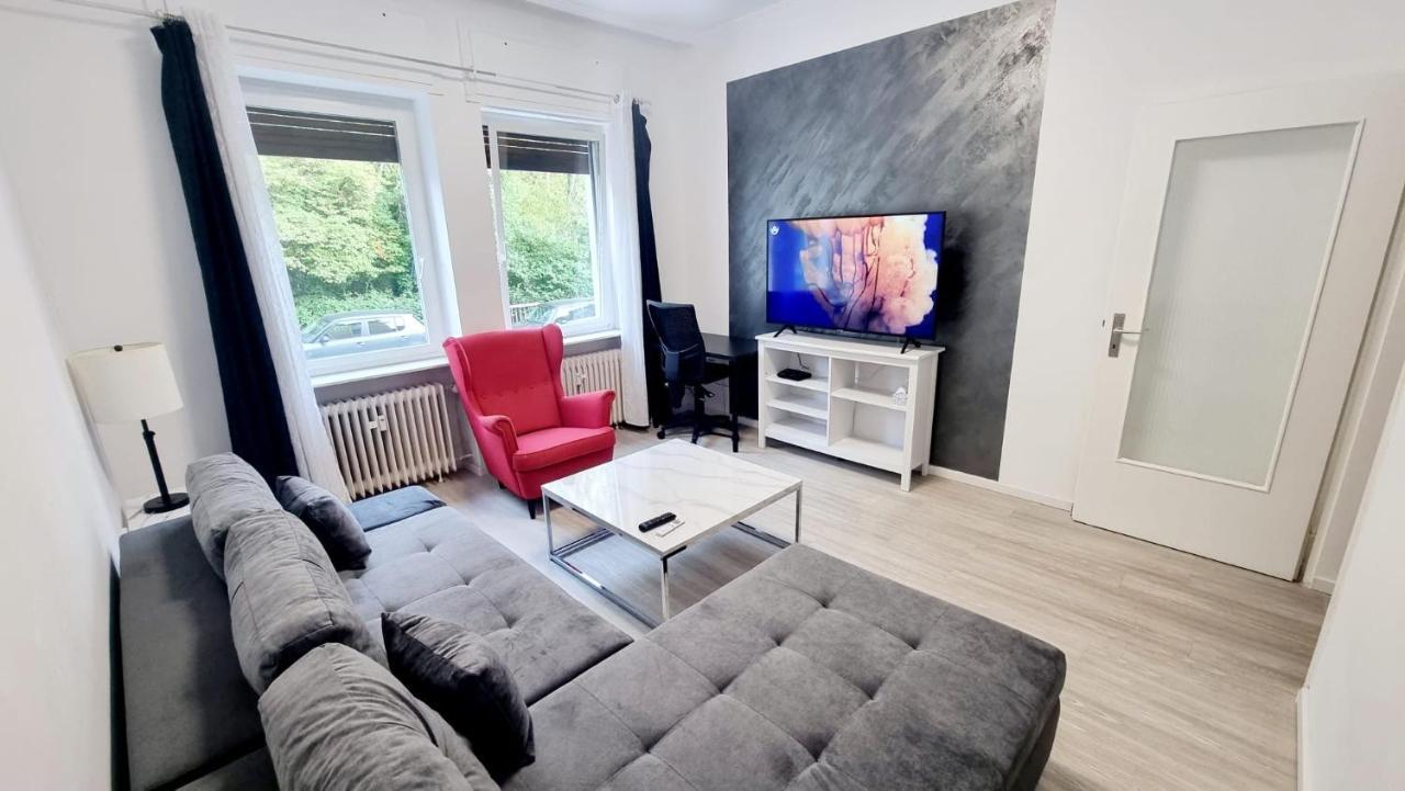 Cozy And Modern 1 Bedroom 3 Room Apartment Висбаден Екстериор снимка